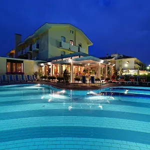 https://hotel-junior-ca-di-valle.hotelinveneto.com